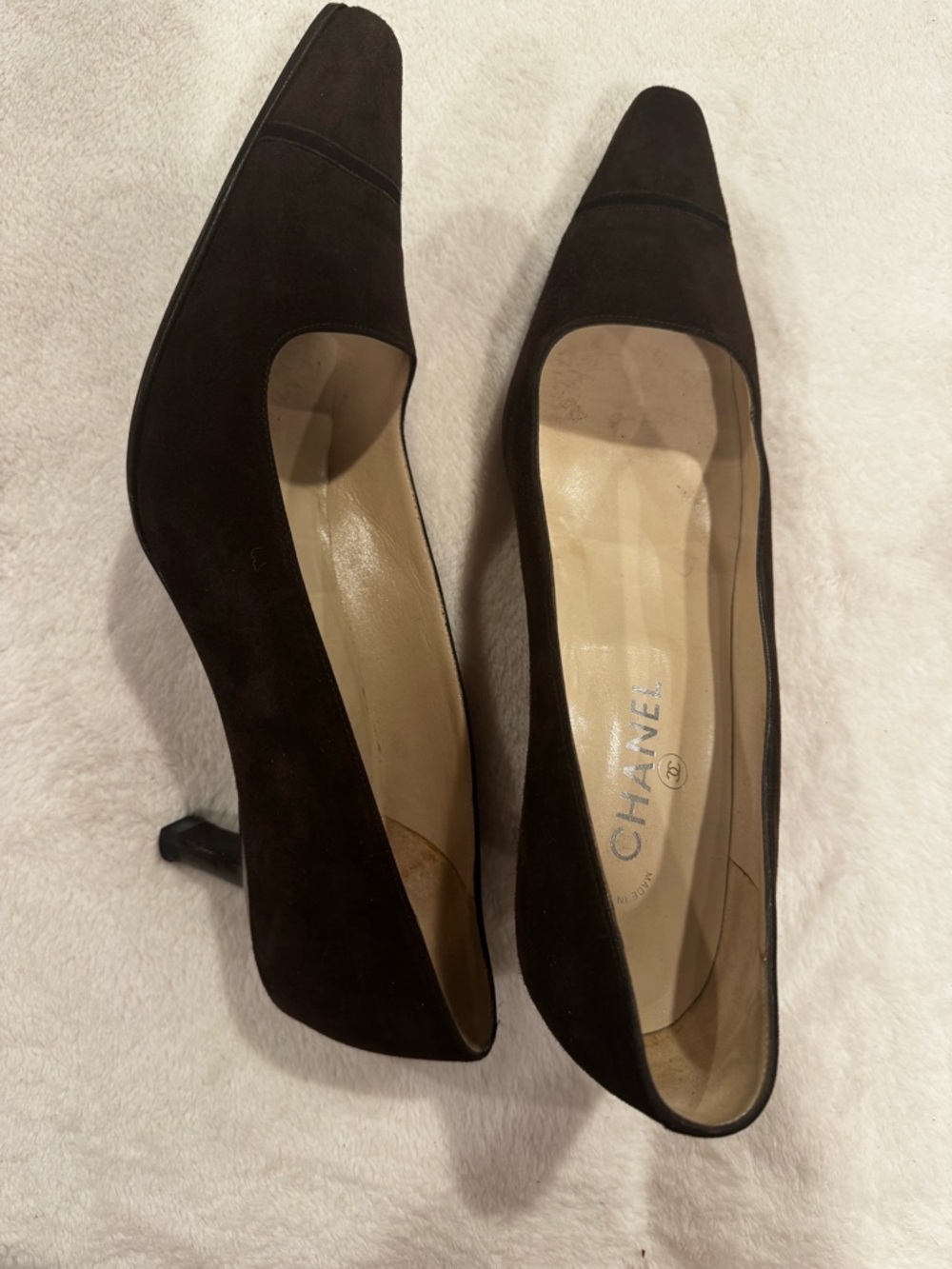 Chanel brown Suede Pointed-Toe Pumps